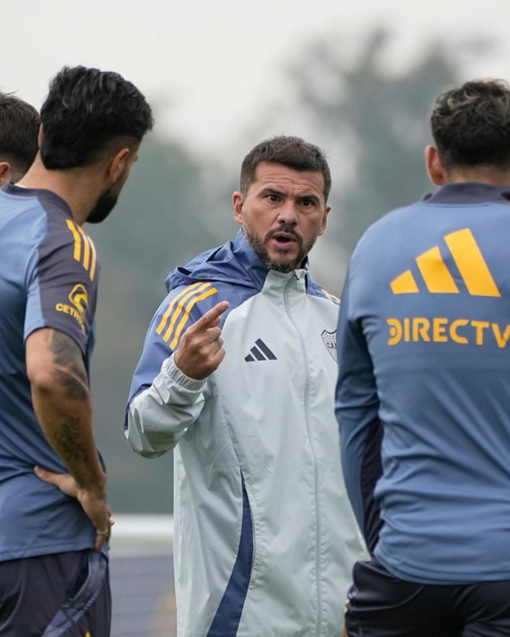 Herrón confirmó el doble “9” y hay solo dos dudas