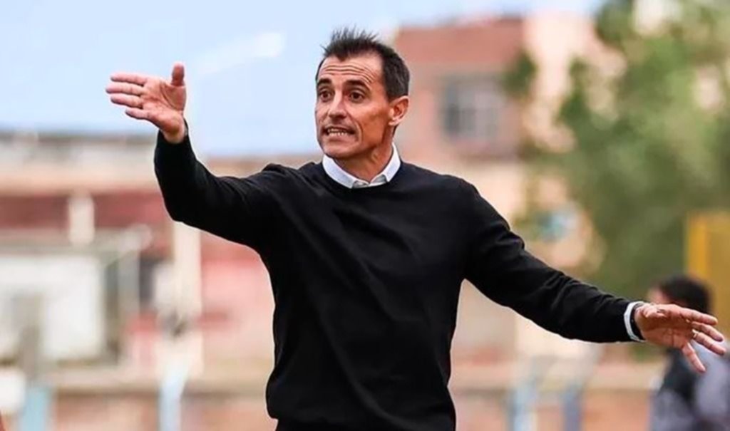Guillermo Farré, candidato a DT de Gimnasia: qué seduce a la CD para ser el posible reemplazo de Flores