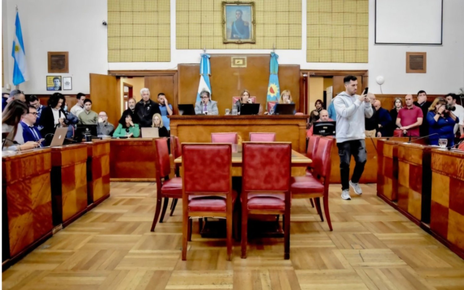 Mar del Plata: aprueban rendición de cuentas 2024 de Montenegro