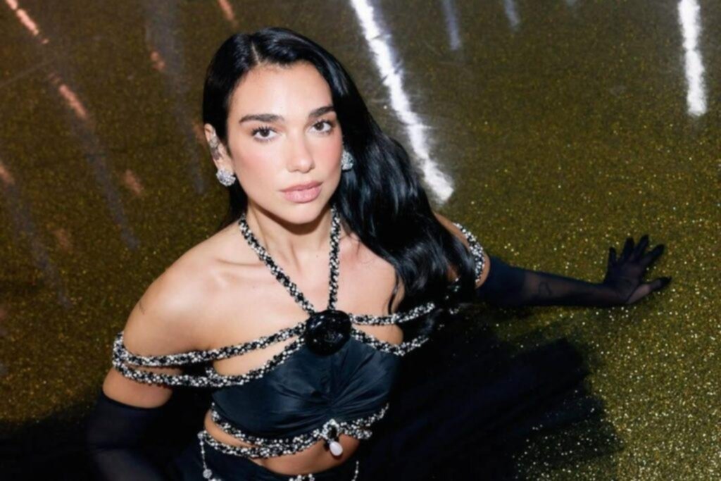 La vida resuelta a los 29: Dua Lipa, entre las más ricas