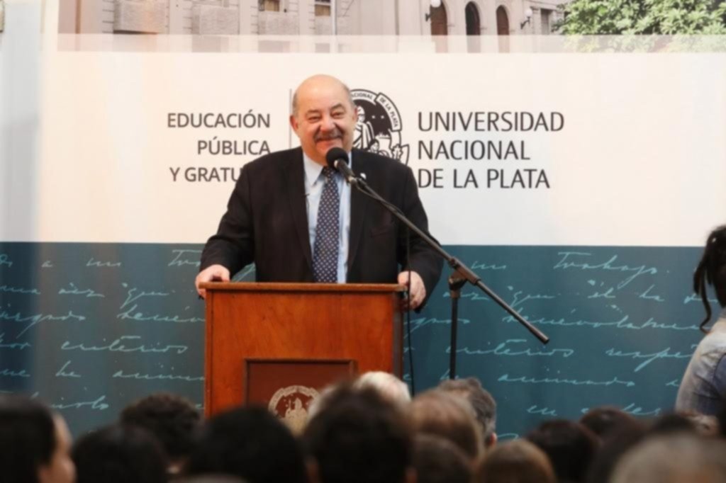 Candidato único: Tauber se postula por tercera vez a la Presidencia de la UNLP