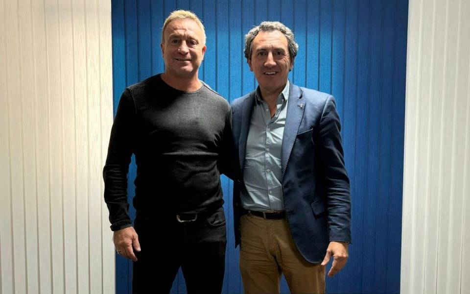 Gimnasia acordó la extensión de su principal sponsor y canceló la deuda con uno de sus principales acreedores