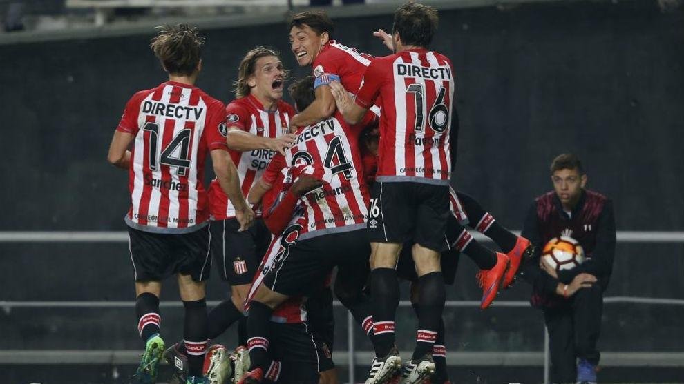 ¿Cómo le fue al Pincha en los cierres de grupo?