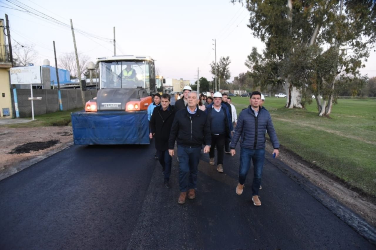 Ya tiene pavimento el ingreso a Arturo Seguí: una por una, todas las obras previstas