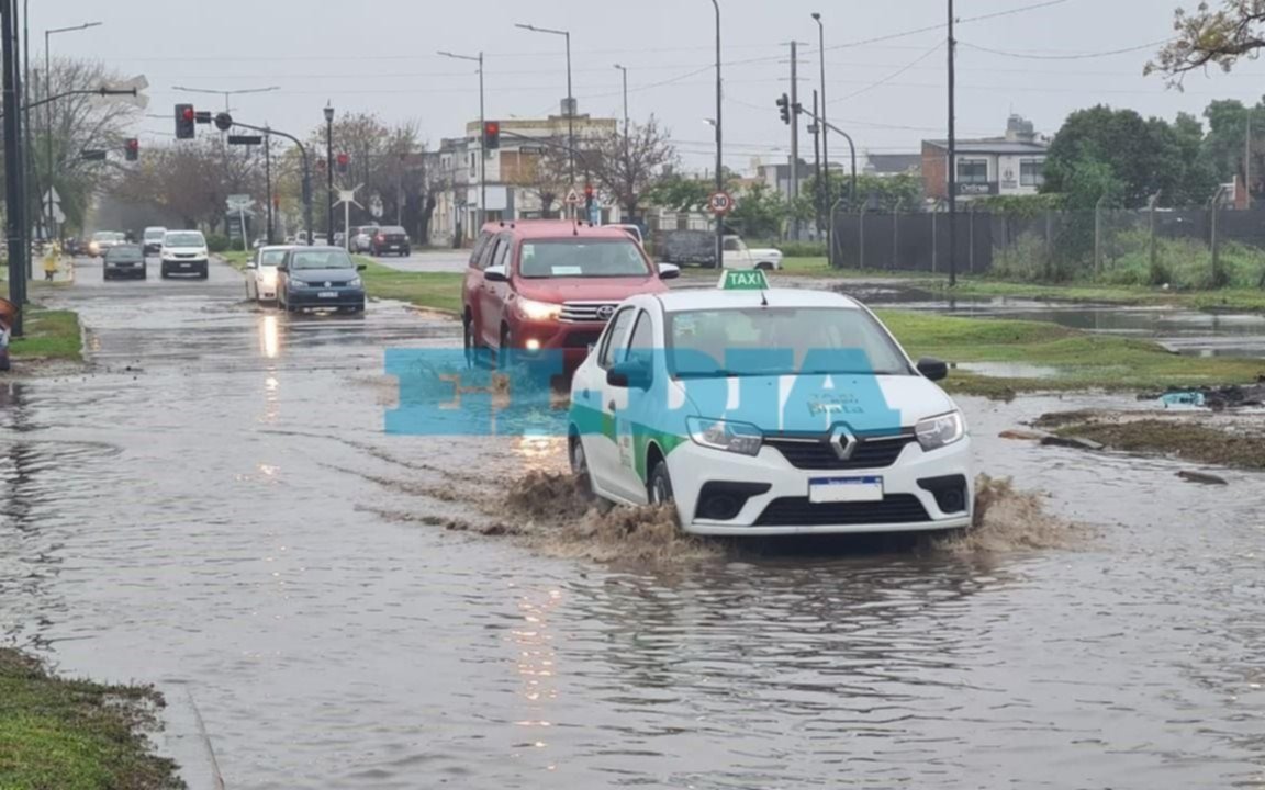 La fuerte lluvia trajo complicaciones en algunos barrios de la Región