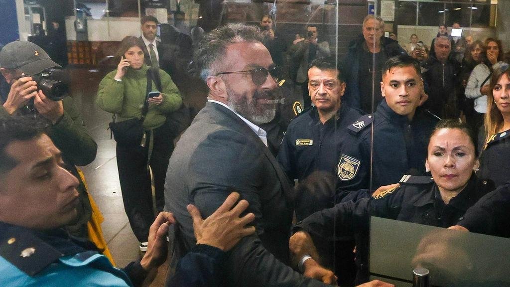 De las piñas a Leopoldo Luque, a las críticas de “bochorno mundial”