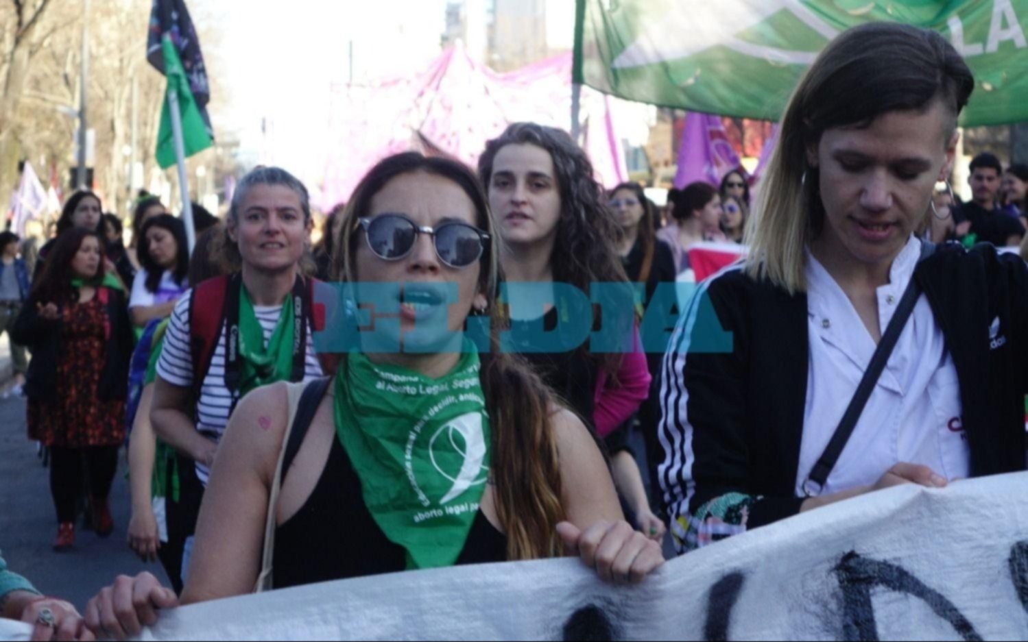 Pañuelazo en Plaza San Martín, a 20 años de la campaña del Aborto legal, seguro y gratuito: “Una lucha vigente”
