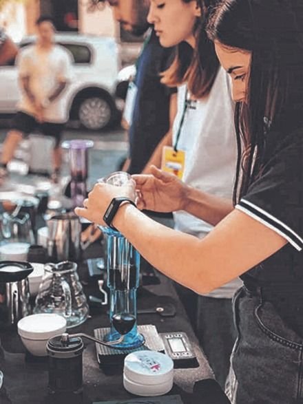Llega el Primer Campeonato Regional de Aeropress a La Plata