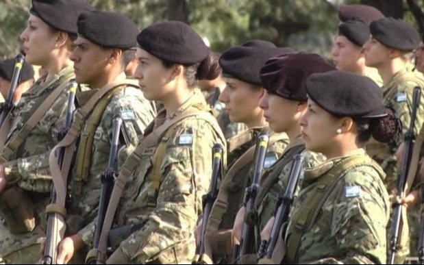 El Gobierno pondrá en marcha el Servicio Militar Voluntario