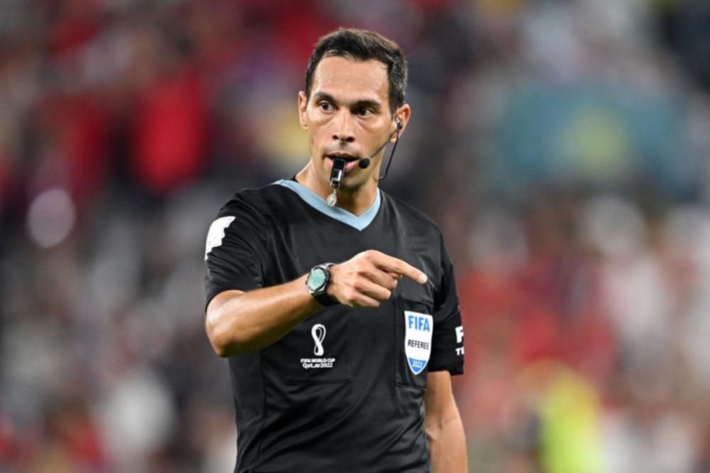 Cambio de árbitro para la final del domingo
