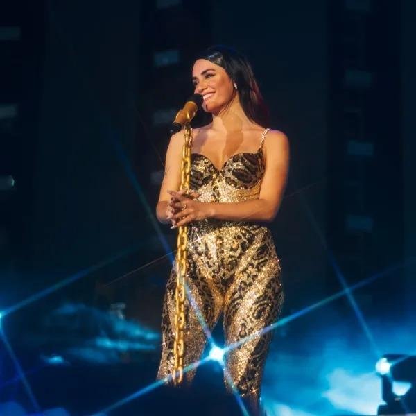Lali sigue tentando al diablo: anunció otro Vélez y hoy se venden los tickets