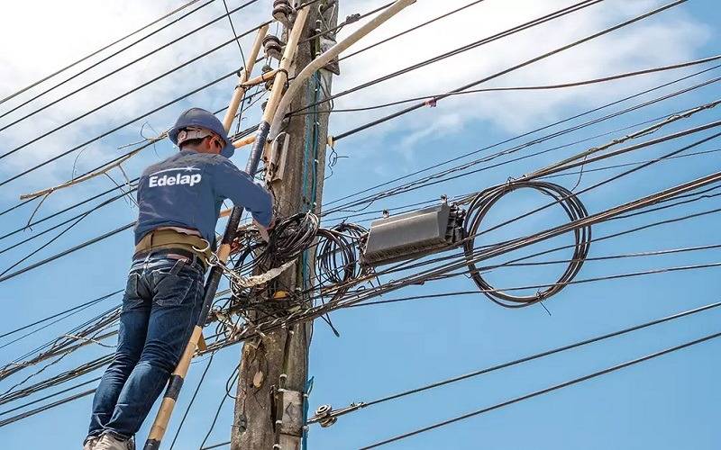 Tres barrios de La Plata pueden quedar sin luz hasta esta tarde de sábado por distintas obras