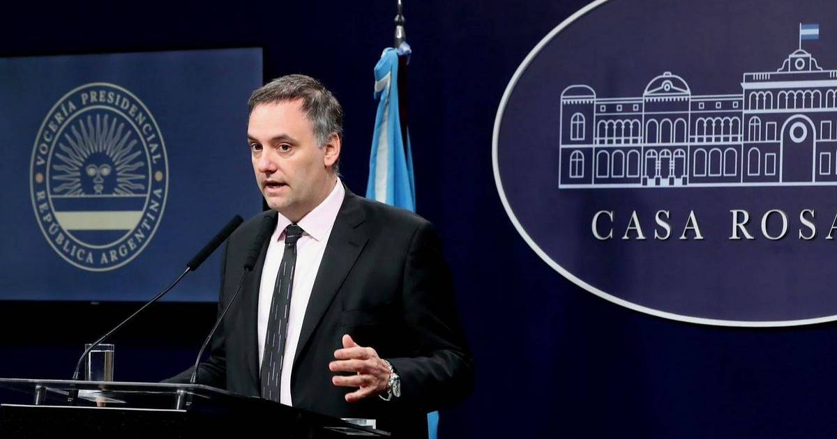 Adorni bajo la lupa: revelan que gastó con tarjetas de crédito el doble de su sueldo durante 2025 | El Dia