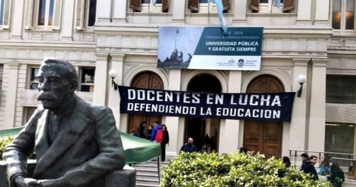 El paro en la UNLP, otra vez fuerte en los colegios | El Dia