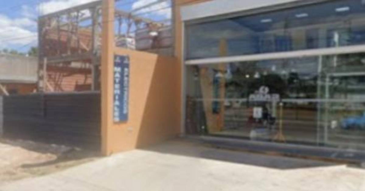 Rompieron el cielorraso de un local y robaron $12 millones en San Carlos | El Dia