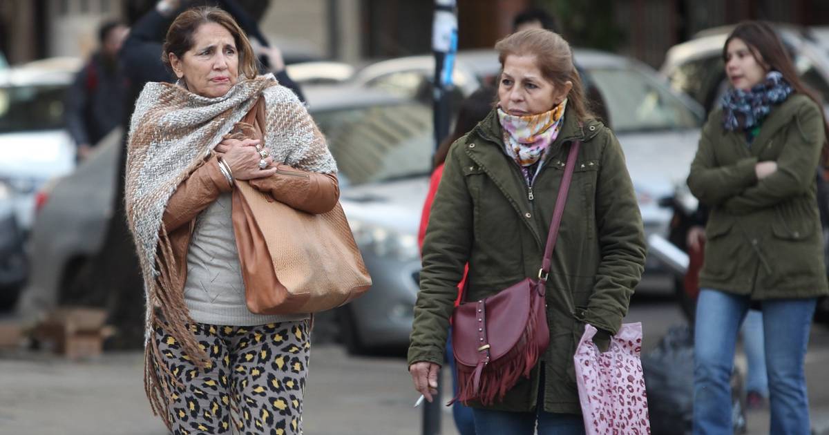Último domingo de mayo: jornada fría y con alerta violeta por niebla en La Plata | El Dia