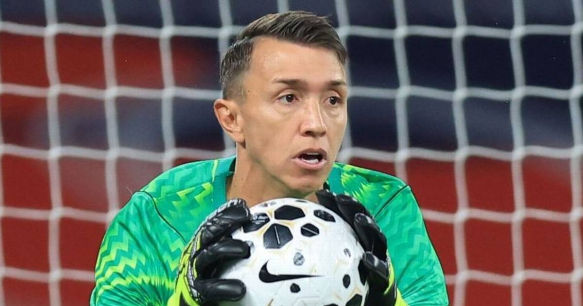 Muslera, el hombre de confianza de Bielsa: el arquero de Estudiantes estará en la lista oficial de Uruguay | El Dia