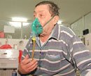 Otro jubilado exige una mochila de oxigeno que la mutual le niega