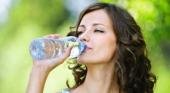 El agua, la mejor bebida para una dieta saludable