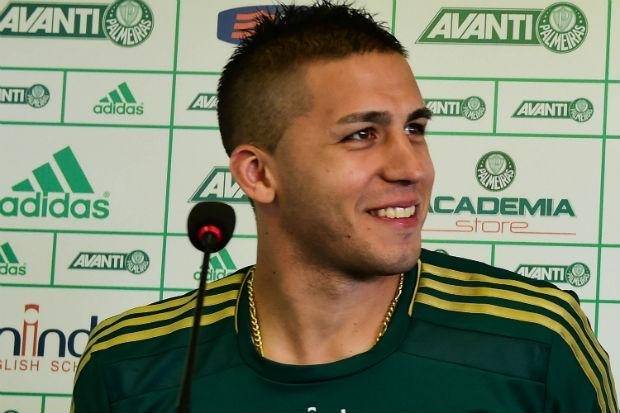 Fernando Tobio es el nuevo central que sumó Boca