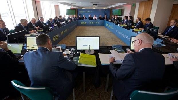 Nuevas reglas comenzarán a regir en el fútbol mundial