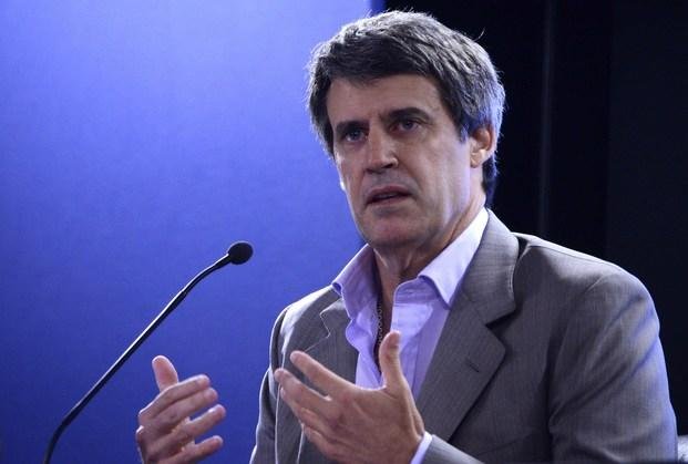 ¿A quiénes excluye el blanqueo de capitales?