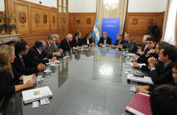 Fijan tope de hasta 400% de suba en tarifa de gas residencial