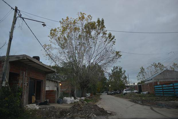 Atacan a tiros a cuatro hermanos en 11 y 93: uno murió