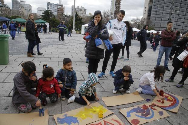 Con distintas actividades, se celebró en plaza Moreno el Día del Medio Ambiente