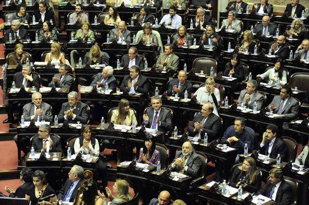 Blanqueo: prisión y multa para quienes revelen información