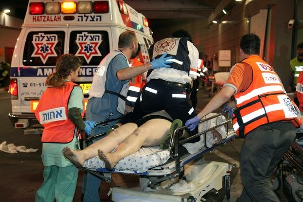 Un ataque palestino en Tel Aviv deja al menos 4 muertos y varios heridos