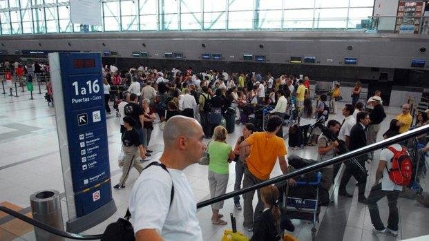 Anunciaron paro de 48 horas en aeropuertos del País