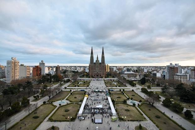 Se realizará en Plaza Moreno una jornada contra el cáncer de colon