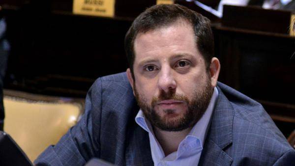 Ottavis aseguró que "quiere que a Macri le vaya bien"