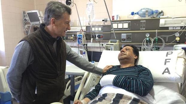 Macri visitó al jefe de antisecuestros de la Federal baleado