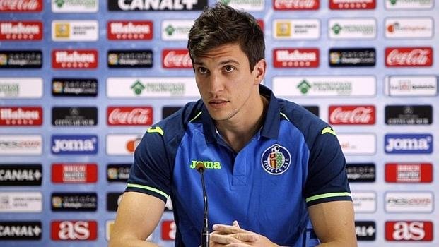 Boca hizo una oferta por el central Santiago Vergini