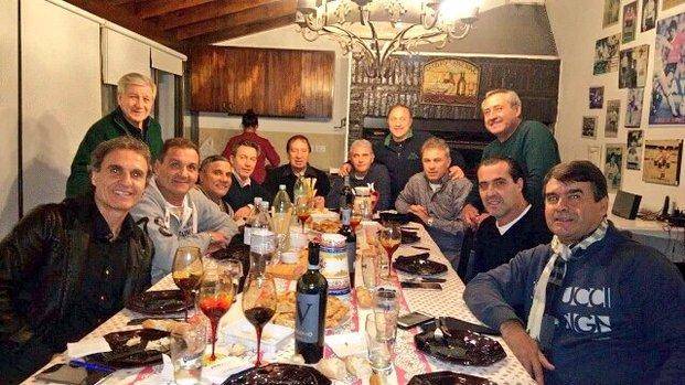 Pinchas reunidos con sus compañeros a 30 años del Mundial 86