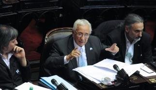 Recalde defendió a De Vido, pero no quiso "poner las manos en el fuego"