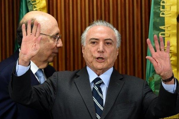 Acusan por primera vez a Temer de recibir coimas de Petrobras