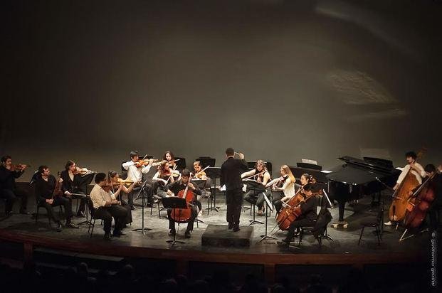 La Camerata Académica del Argentino, gratis en la Piazzolla