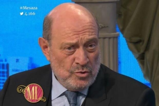 Con la complicidad de Carmen Barbieri, Mirtha puso incómodo a Alfredo Leuco