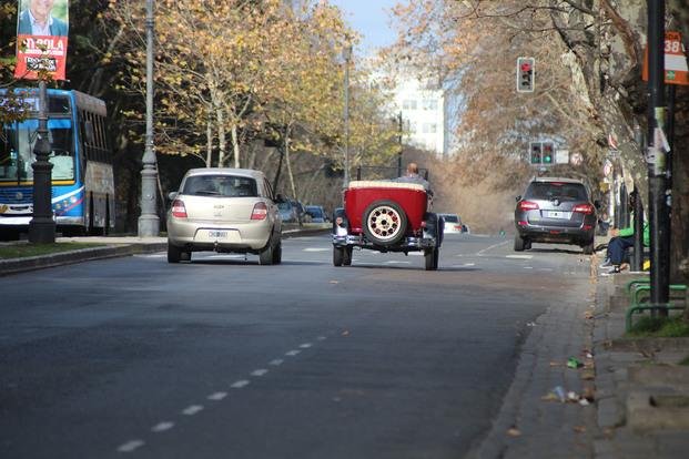 Feriado a paso lento en una ciudad vacía
