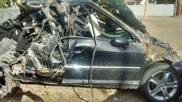 Volcó un auto en la ruta 2 y una mujer perdió la vida