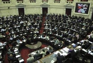 Varios miembros del FpV ausentes durante la votación al allanamiento
