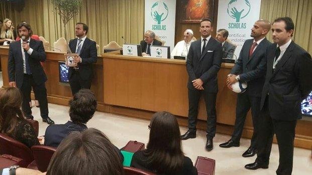 El Vaticano confirmó la suspensión del partido por la Paz que se iba a jugar en el Único