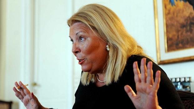Carrió: "Macri tiene que pedir a EEUU información sobre cuentas de Cristina y sus funcionarios"