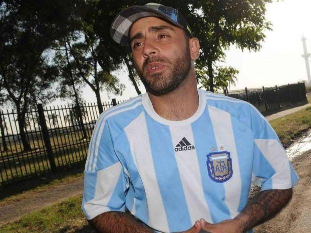El FpV denunció "maniobras persecutorias" contra el dirigente social "Pitu" Salvatierra