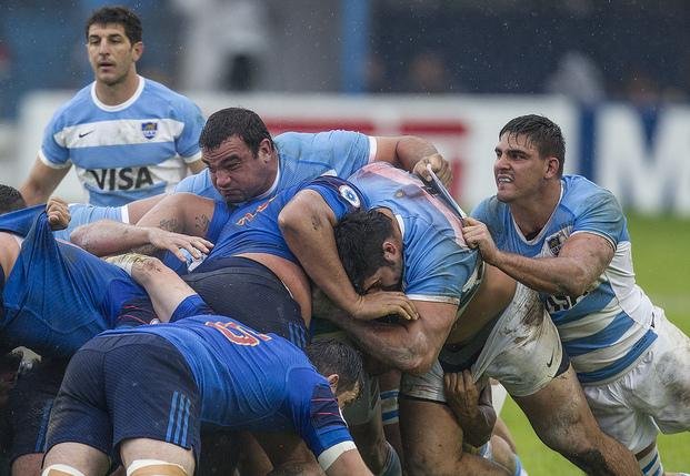Los Pumas chocaron de frente contra un murallón francés