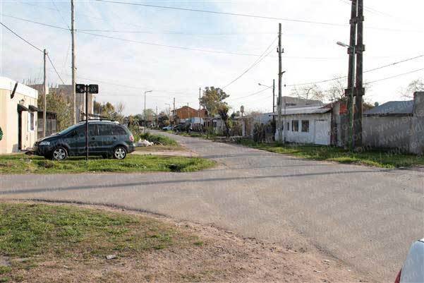 Apuñalaron por   la espalda a una joven en Altos    de San Lorenzo