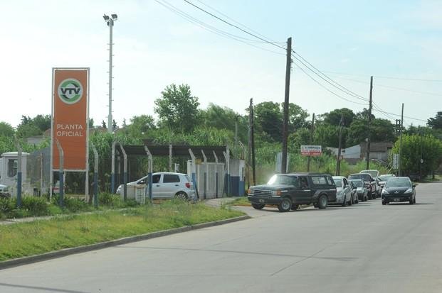 Autorizan aumento de tarifa del servicio de Verificación Técnica Vehicular